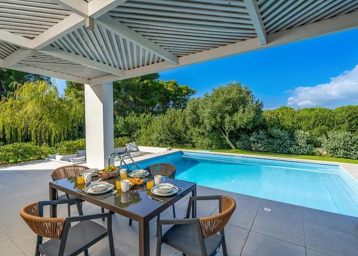 Villa La Ciel By Svoronata